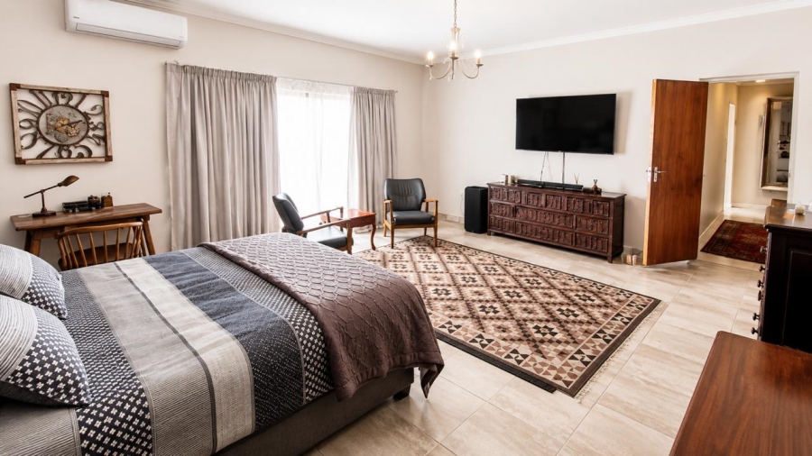 5 Bedroom Property for Sale in Roodewal Free State